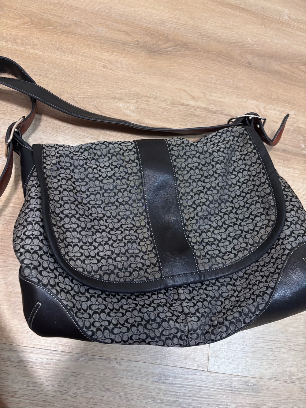 COACH Signature Black Grey Jacquard & Leather Crossbody Saddle Bag